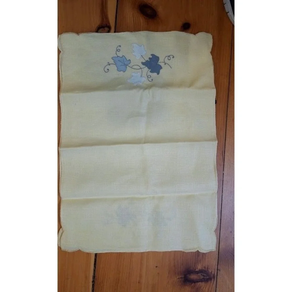 VTG NOS Imperial Coronet Linens Yellow Guest Towels Set-4 Embroidered Portugal